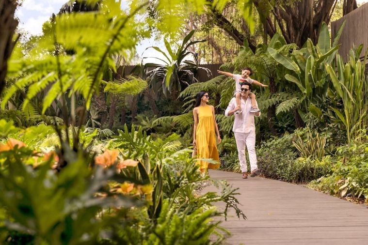 An Lam Retreats Saigon River